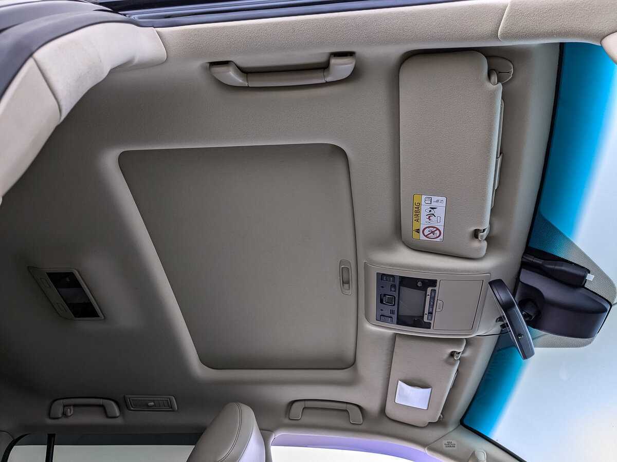 Toyota Land Cruiser с пробегом — 2019 год. Фото: #17