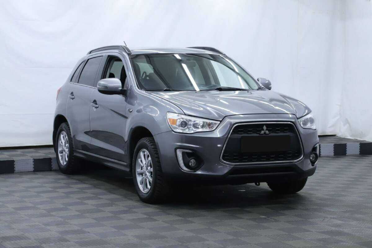 Mitsubishi ASX с пробегом — 2015 год. Фото: #2