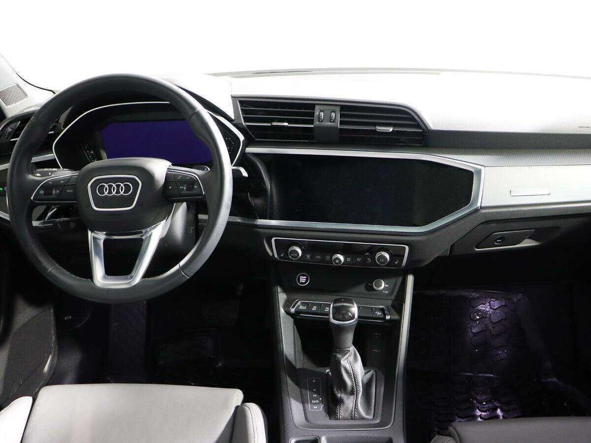 Audi Q3 с пробегом — 2021 год. Фото: #11