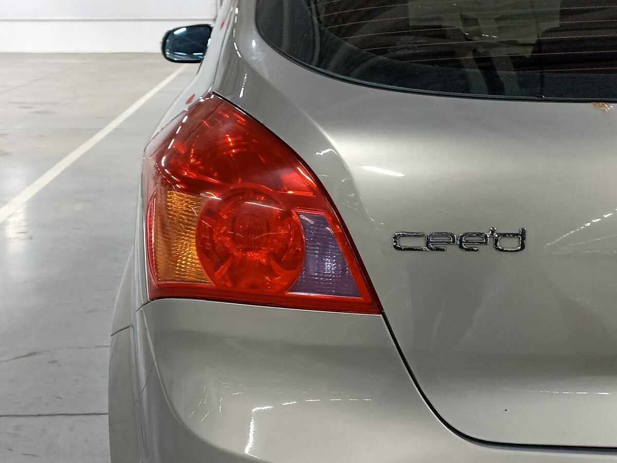 Kia Ceed с пробегом — 2011 год. Фото: #8