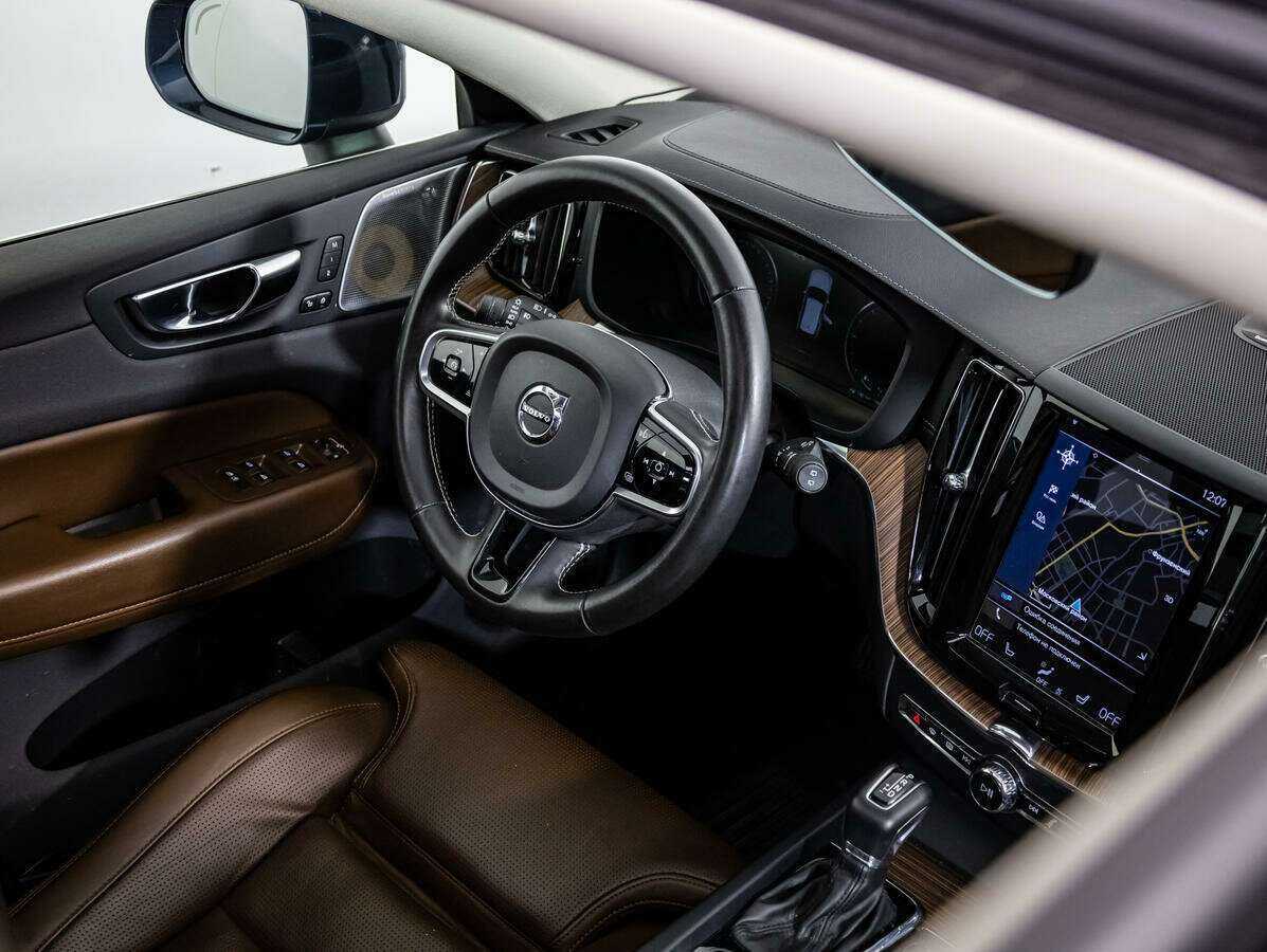 Volvo XC60 с пробегом — 2020 год. Фото: #11
