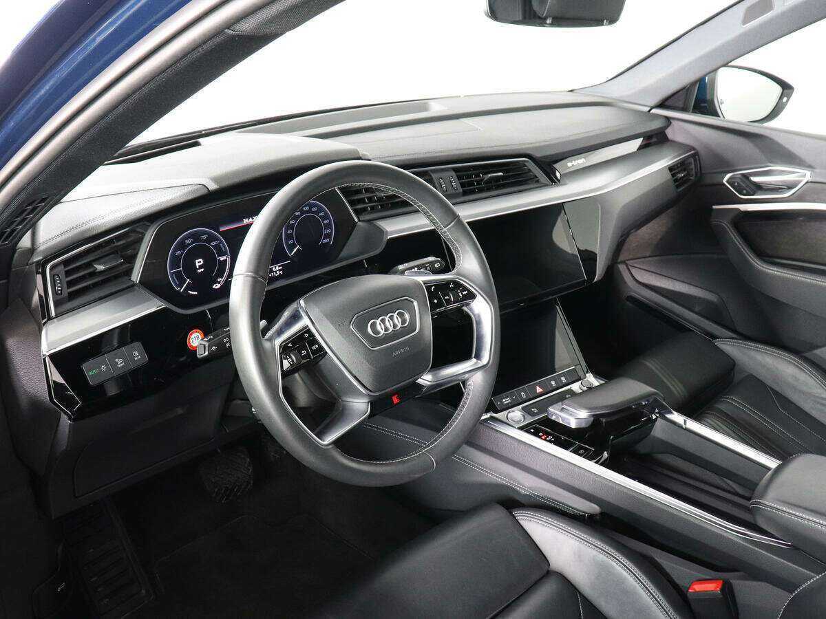 Audi e-tron с пробегом — 2020 год. Фото: #8