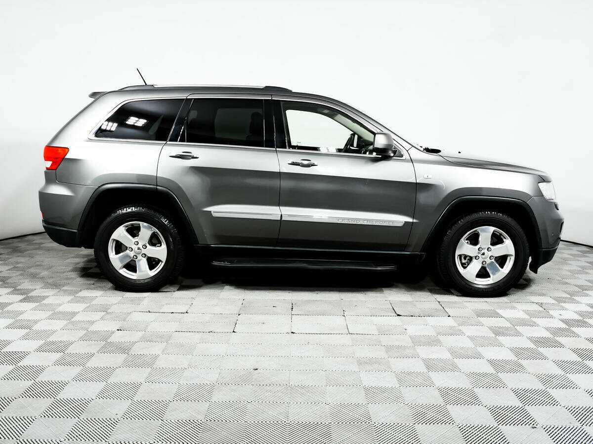 Jeep Grand Cherokee с пробегом — 2011 год. Фото: #3