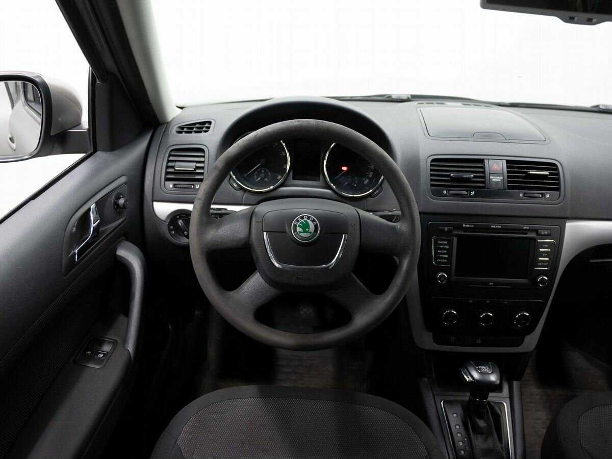 Skoda Yeti с пробегом — 2012 год. Фото: #13