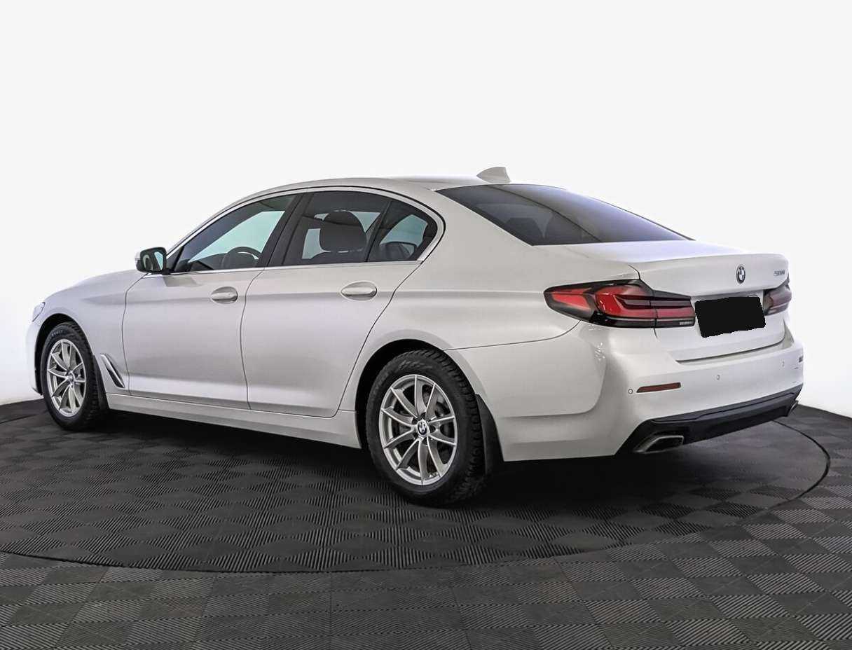BMW 5 серии с пробегом — 2020 год. Фото: #6