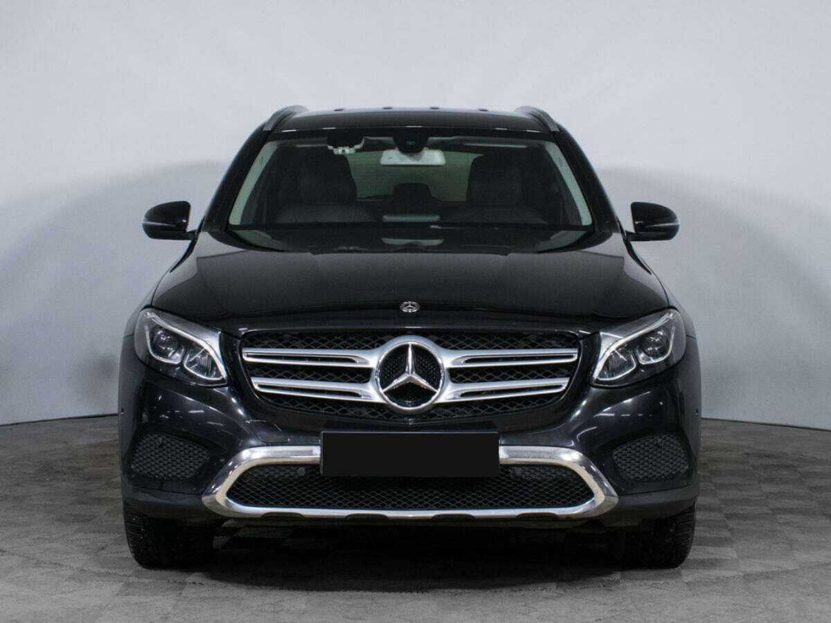 Mercedes-Benz GLC с пробегом — 2017 год. Фото: #1