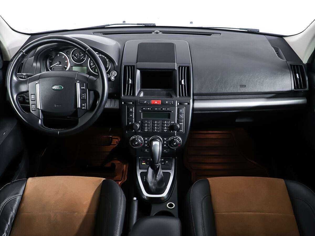 Land Rover Freelander с пробегом — 2012 год. Фото: #10