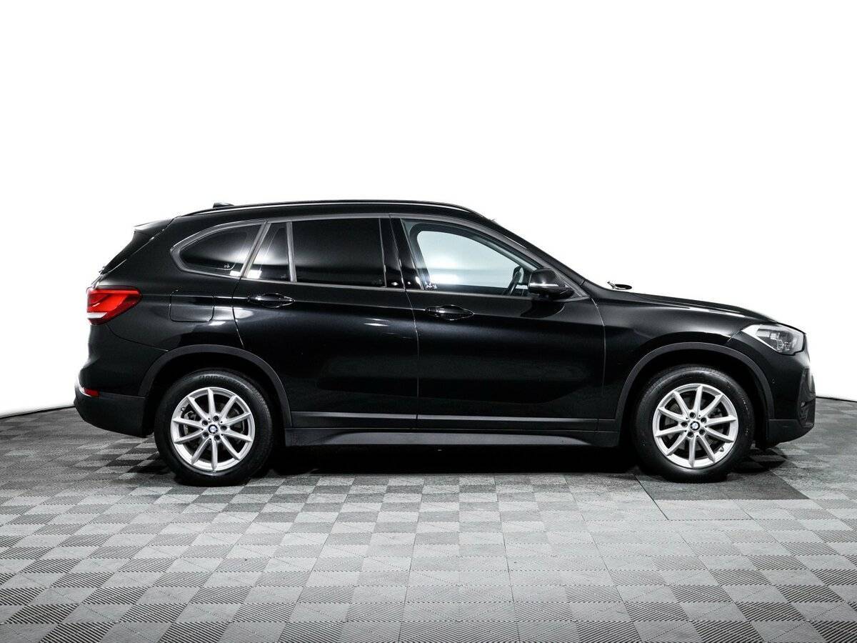 BMW X1 с пробегом — 2020 год. Фото: #3