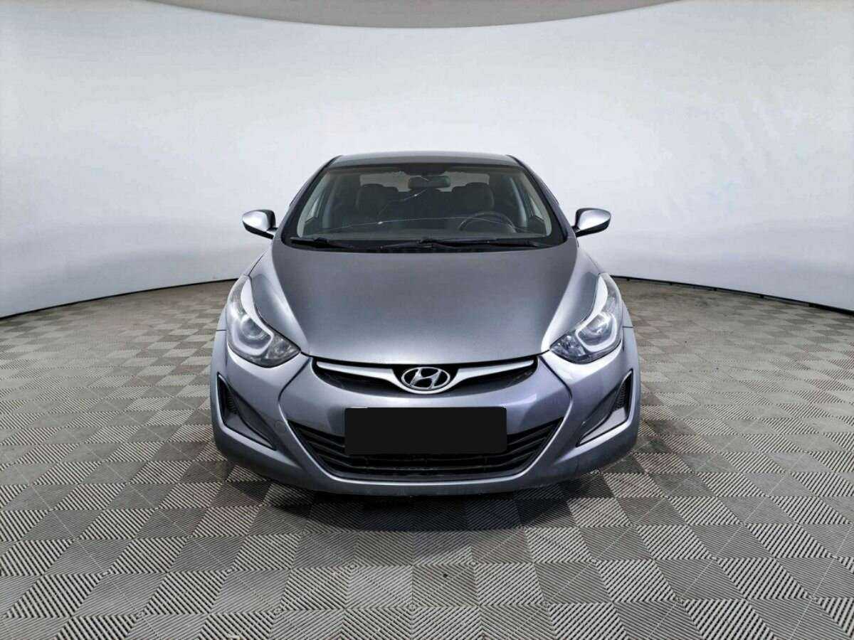 Hyundai Elantra с пробегом — 2015 год. Фото: #1