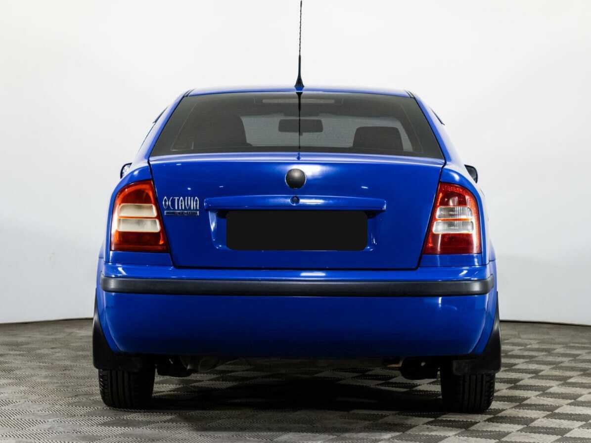Skoda Octavia с пробегом — 2005 год. Фото: #5