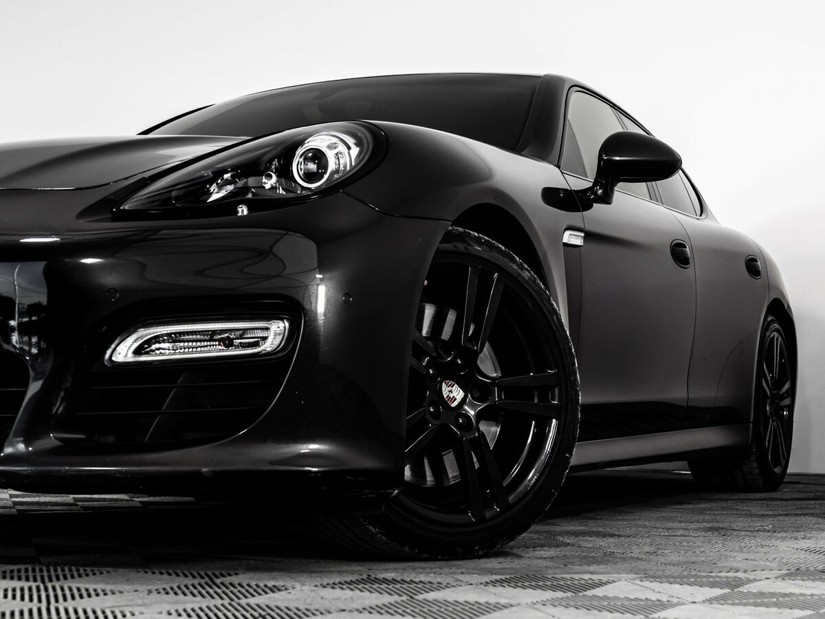 Porsche Panamera с пробегом — 2012 год. Фото: #1