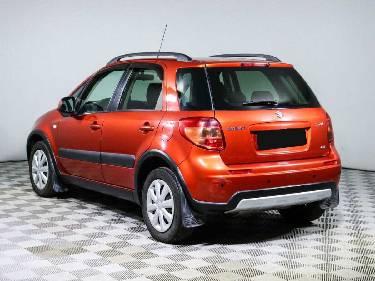 Suzuki SX4 с пробегом — 2012 год. Фото: #6