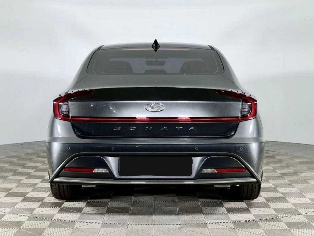 Hyundai Sonata с пробегом — 2022 год. Фото: #3
