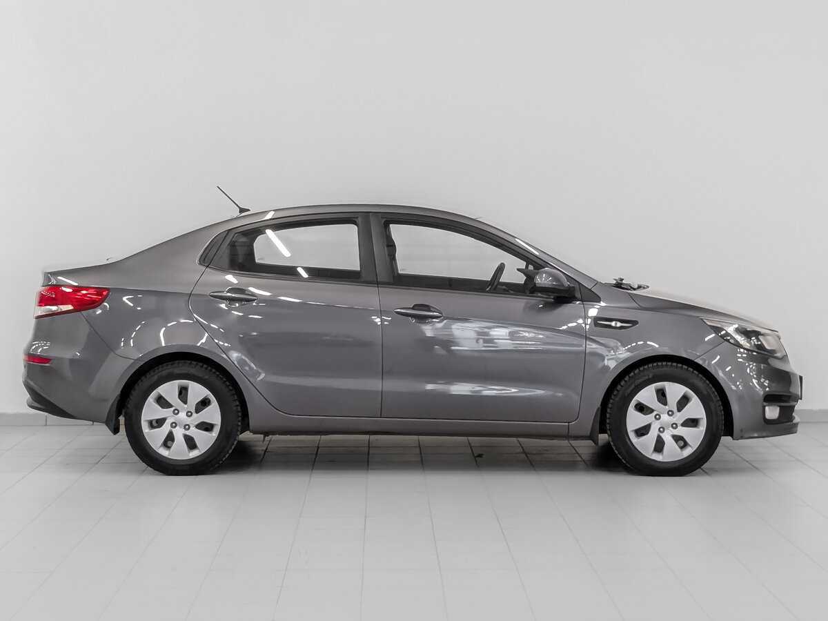 Kia Rio с пробегом — 2015 год. Фото: #3