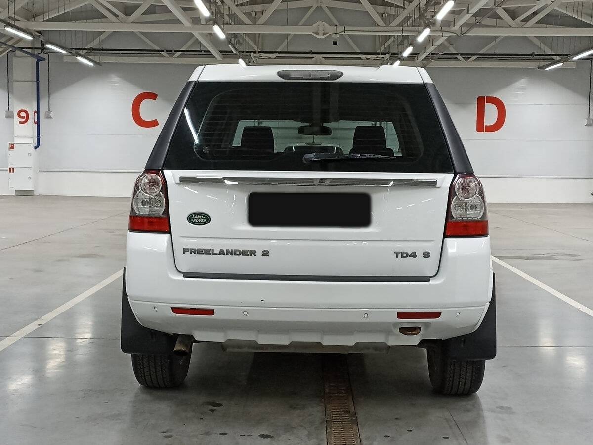 Land Rover Freelander с пробегом — 2012 год. Фото: #5
