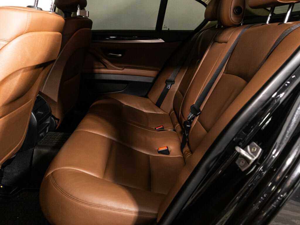 BMW 5 серии с пробегом — 2015 год. Фото: #9