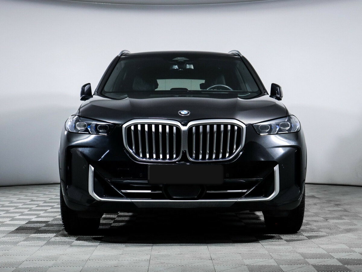 BMW X5 с пробегом — 2023 год. Фото: #1