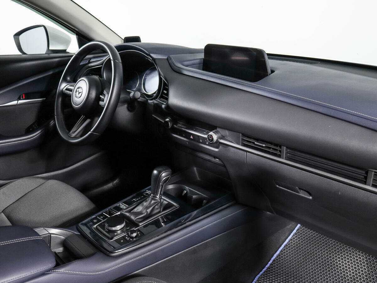 Mazda CX-30 с пробегом — 2020 год. Фото: #6