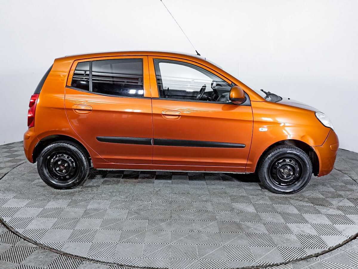 Kia Picanto с пробегом — 2009 год. Фото: #3