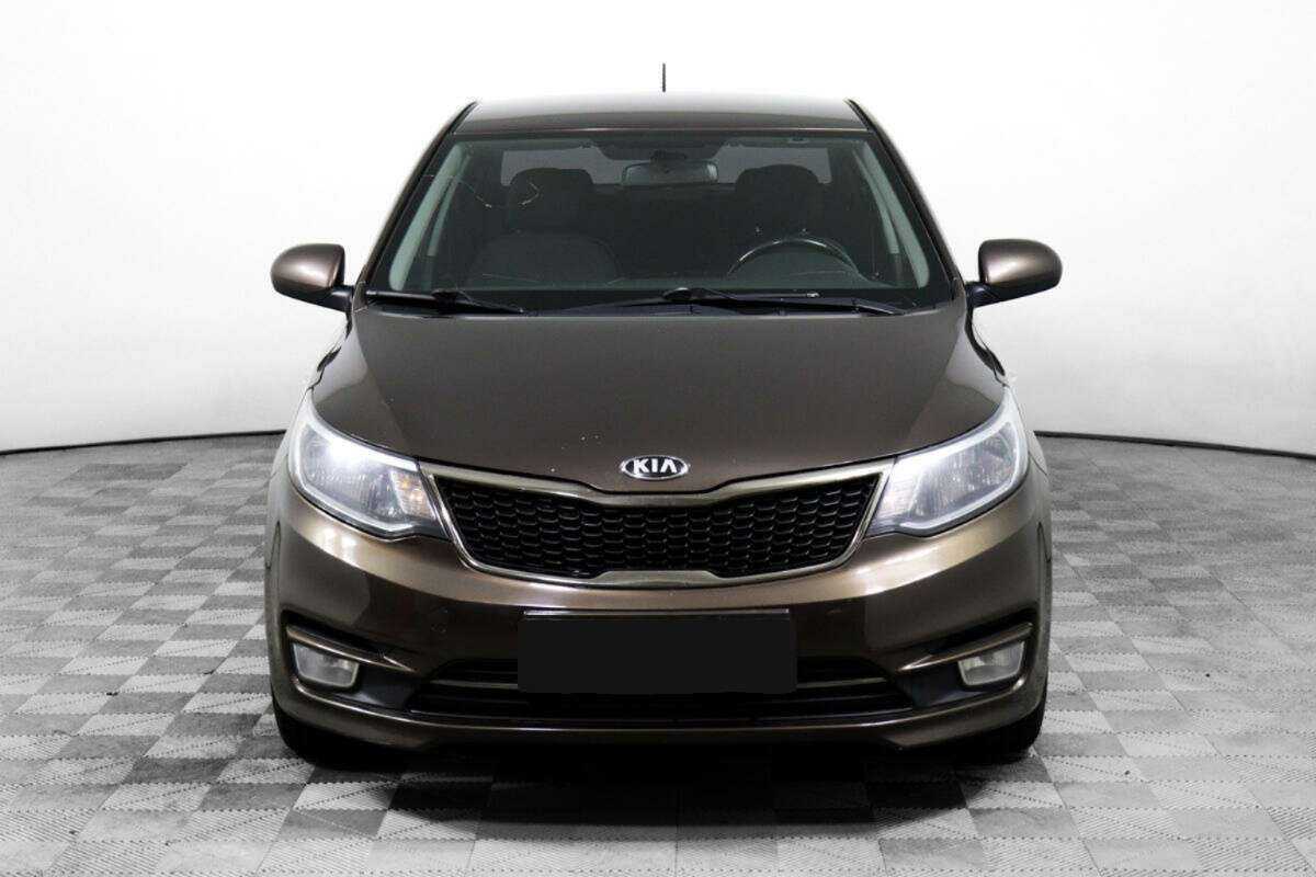 Kia Rio с пробегом — 2017 год. Фото: #1
