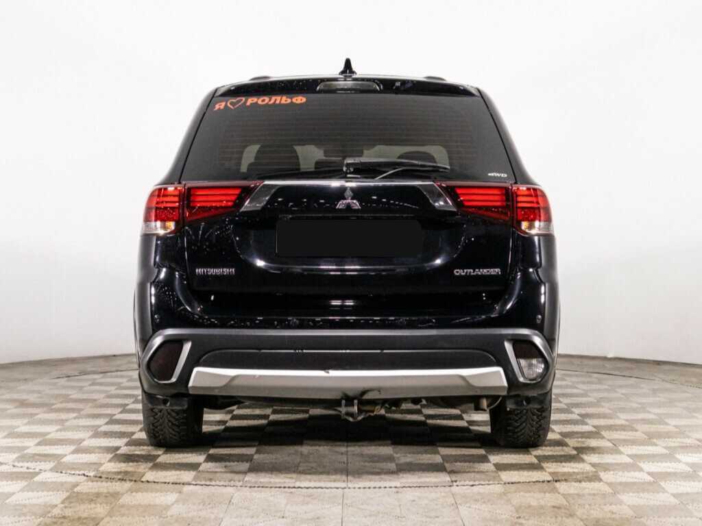 Mitsubishi Outlander с пробегом — 2017 год. Фото: #5