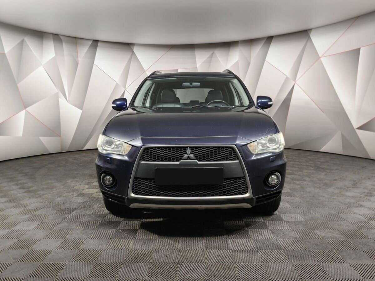 Mitsubishi Outlander с пробегом — 2011 год. Фото: #6