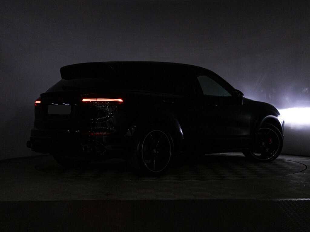 Porsche Cayenne с пробегом — 2015 год. Фото: #28