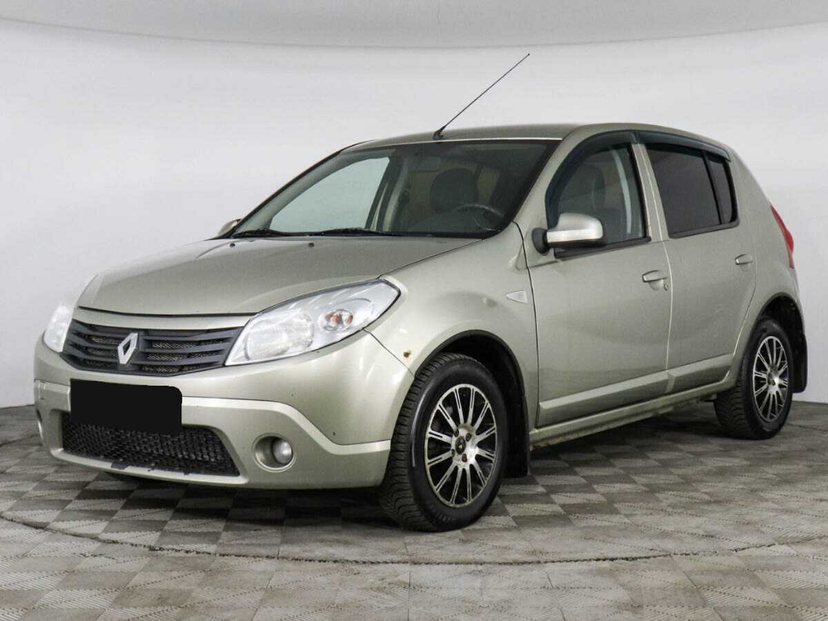 Renault Sandero с пробегом — 2011 год. Фото: #0