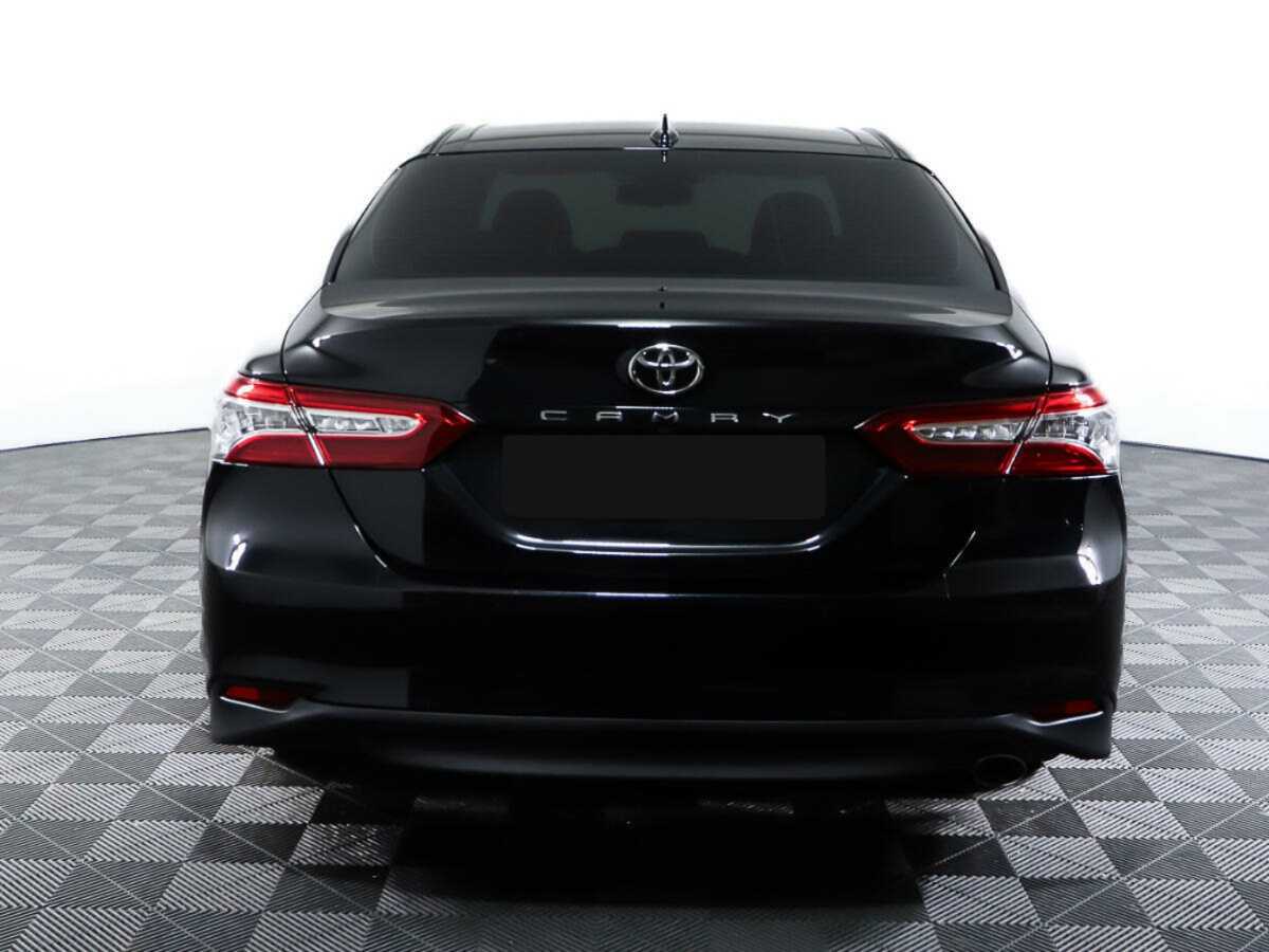 Toyota Camry с пробегом — 2021 год. Фото: #5