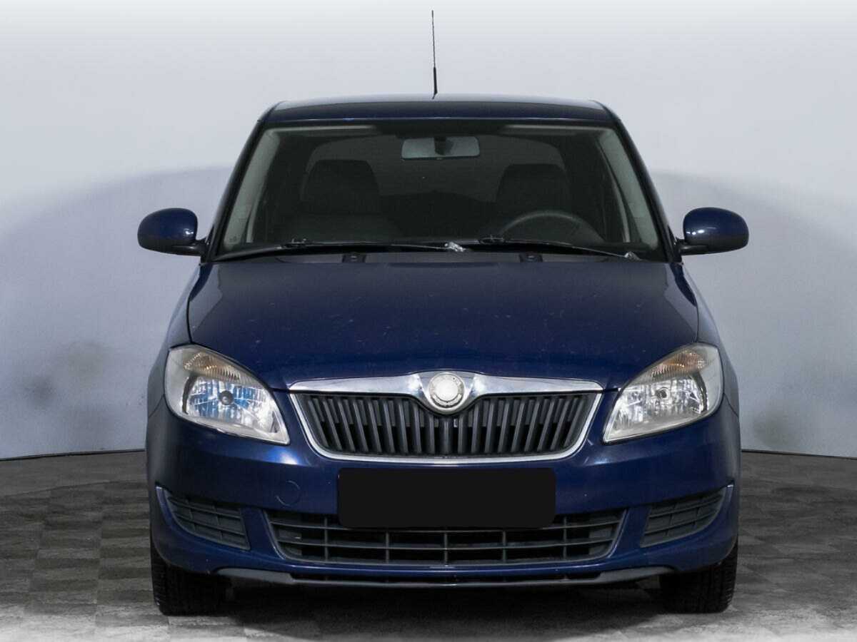 Skoda Fabia с пробегом — 2010 год. Фото: #1