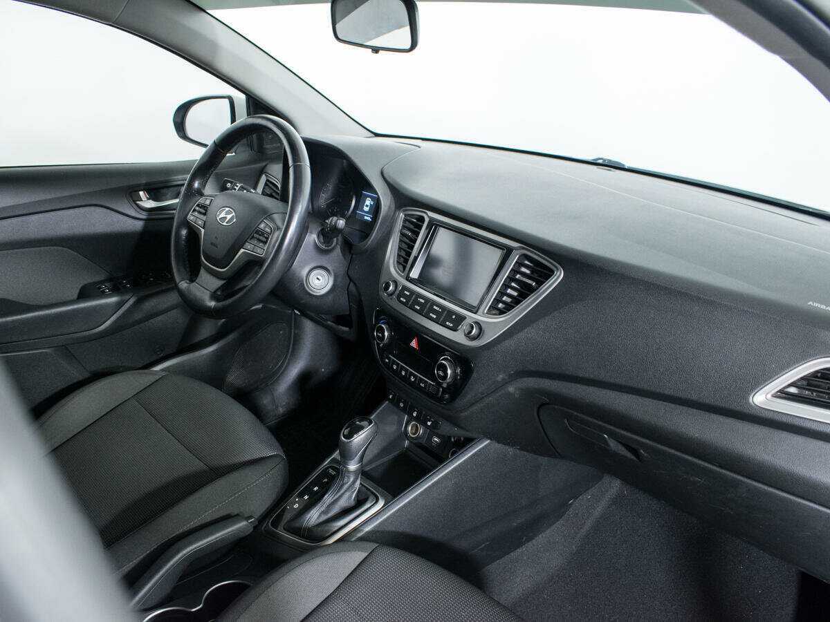 Hyundai Solaris с пробегом — 2019 год. Фото: #8