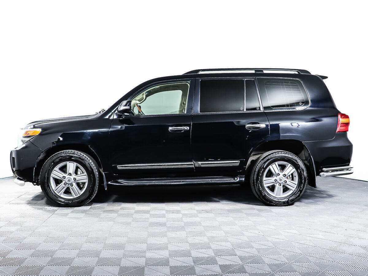 Toyota Land Cruiser с пробегом — 2014 год. Фото: #7