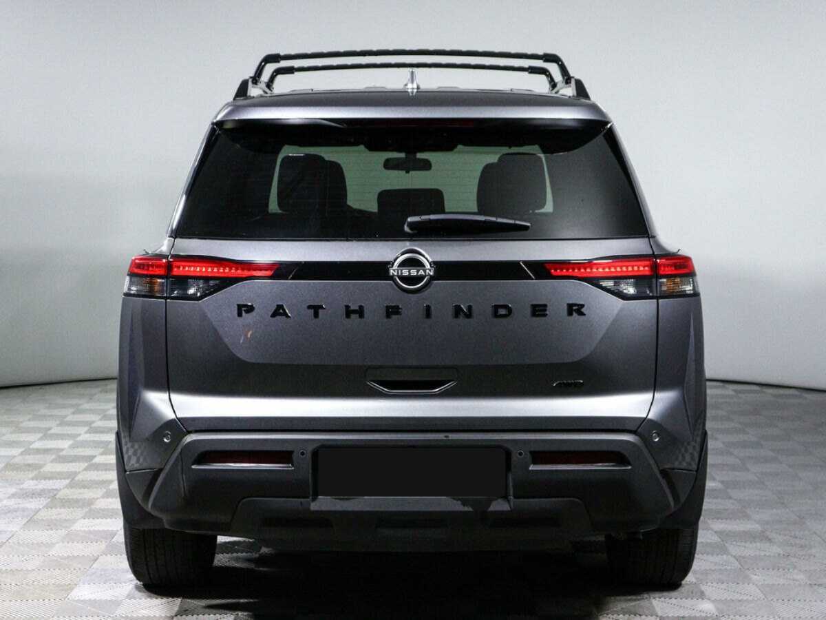Nissan Pathfinder с пробегом — 2022 год. Фото: #5