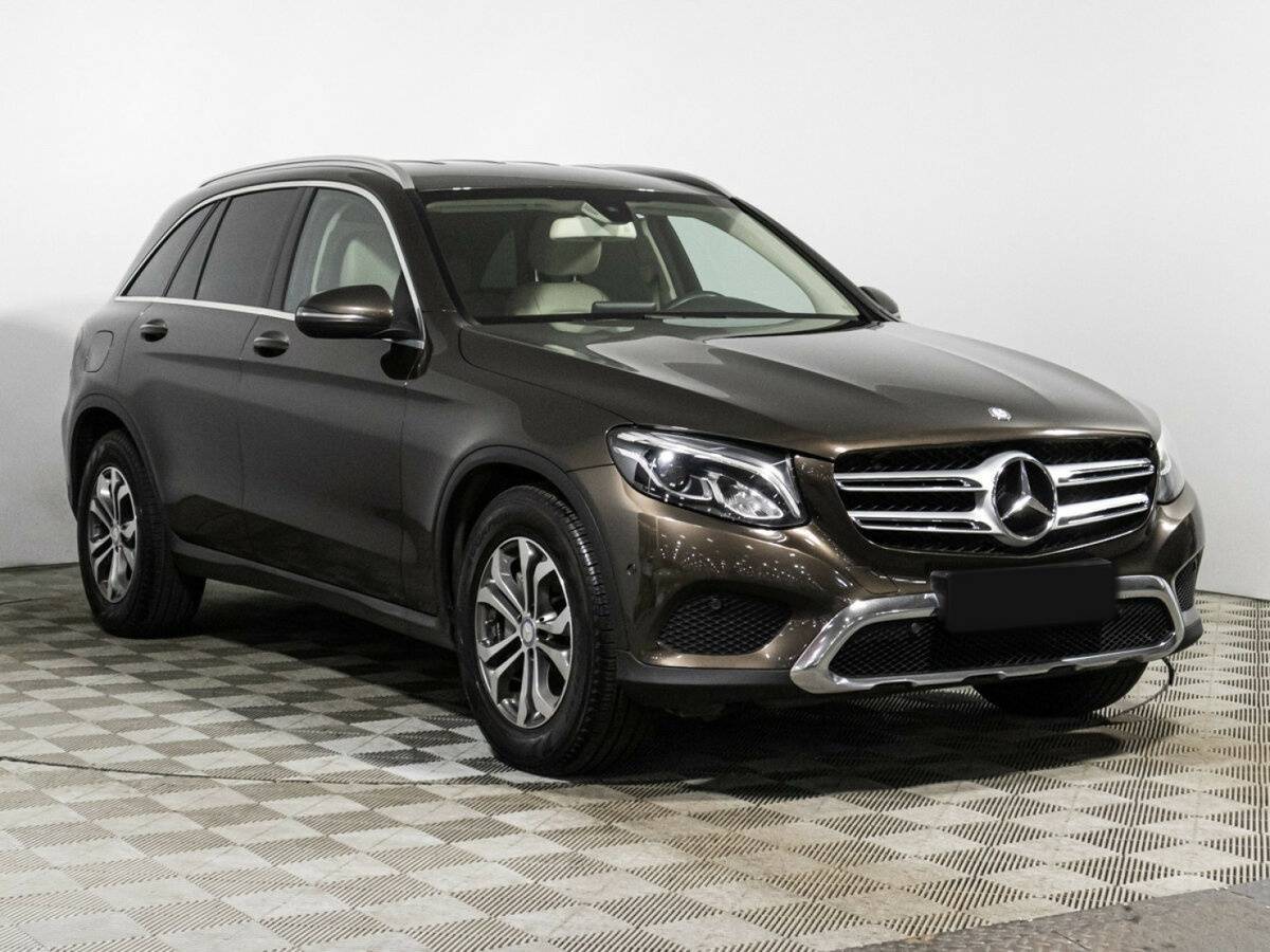 Mercedes-Benz GLC с пробегом — 2016 год. Фото: #2