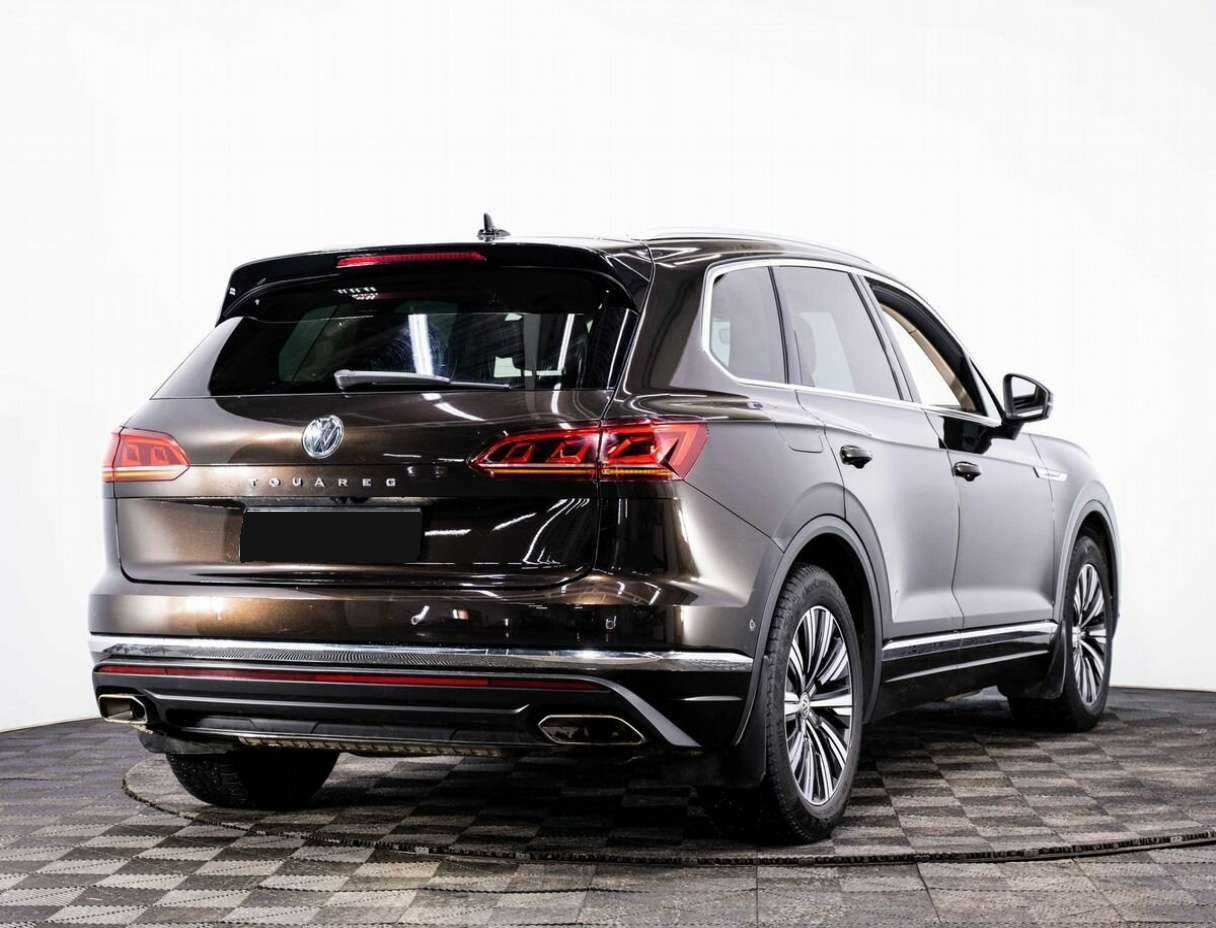 Volkswagen Touareg с пробегом — 2018 год. Фото: #5