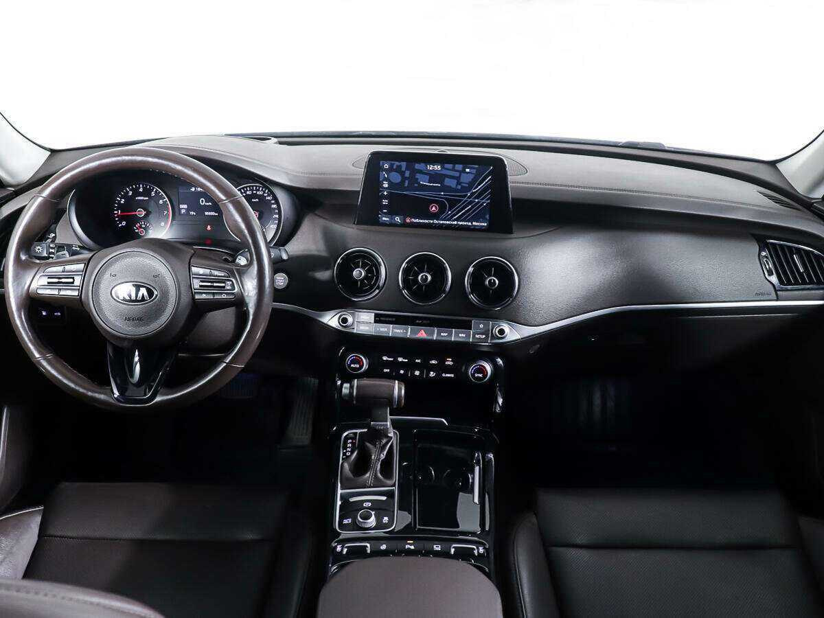 Kia Stinger с пробегом — 2018 год. Фото: #10