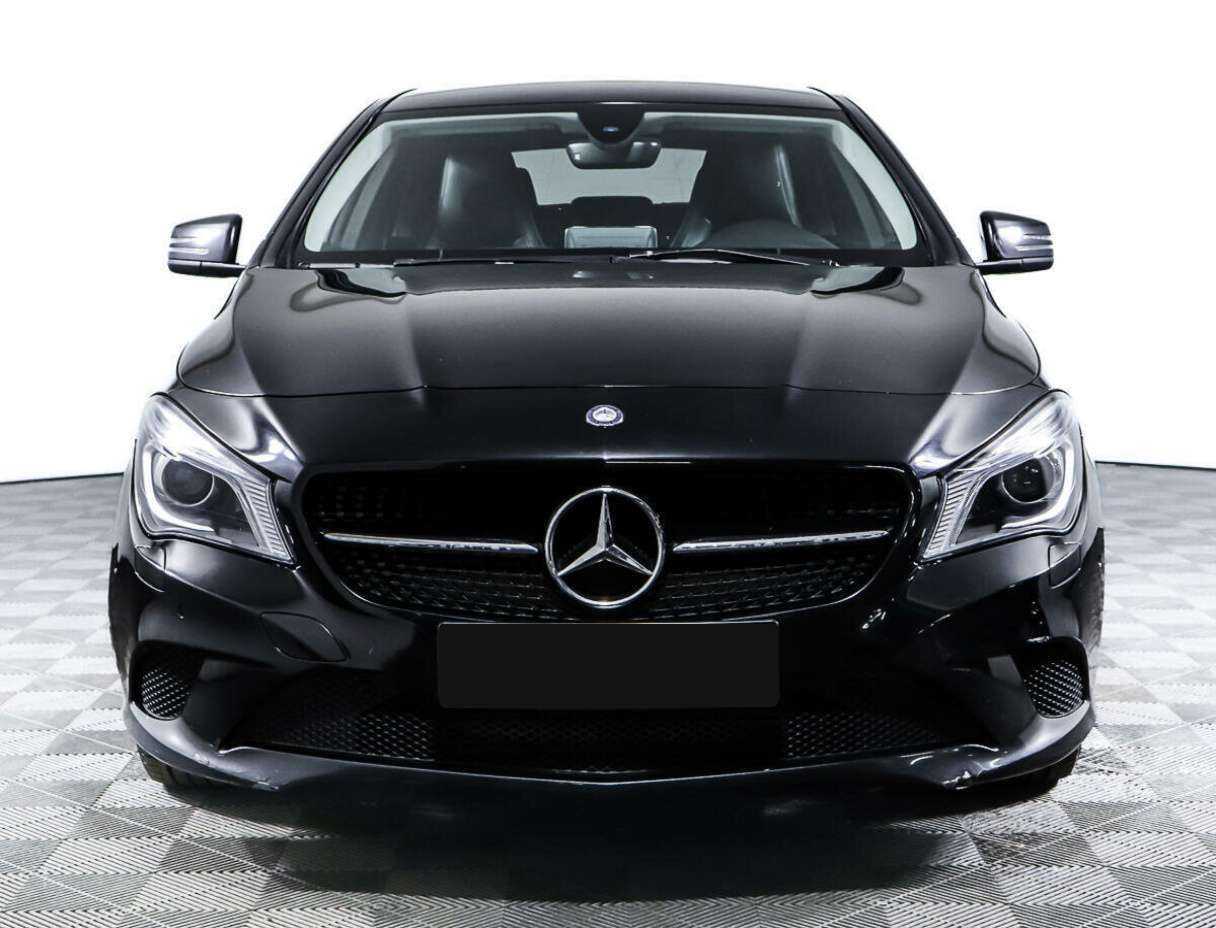 Mercedes-Benz CLA с пробегом — 2015 год. Фото: #1