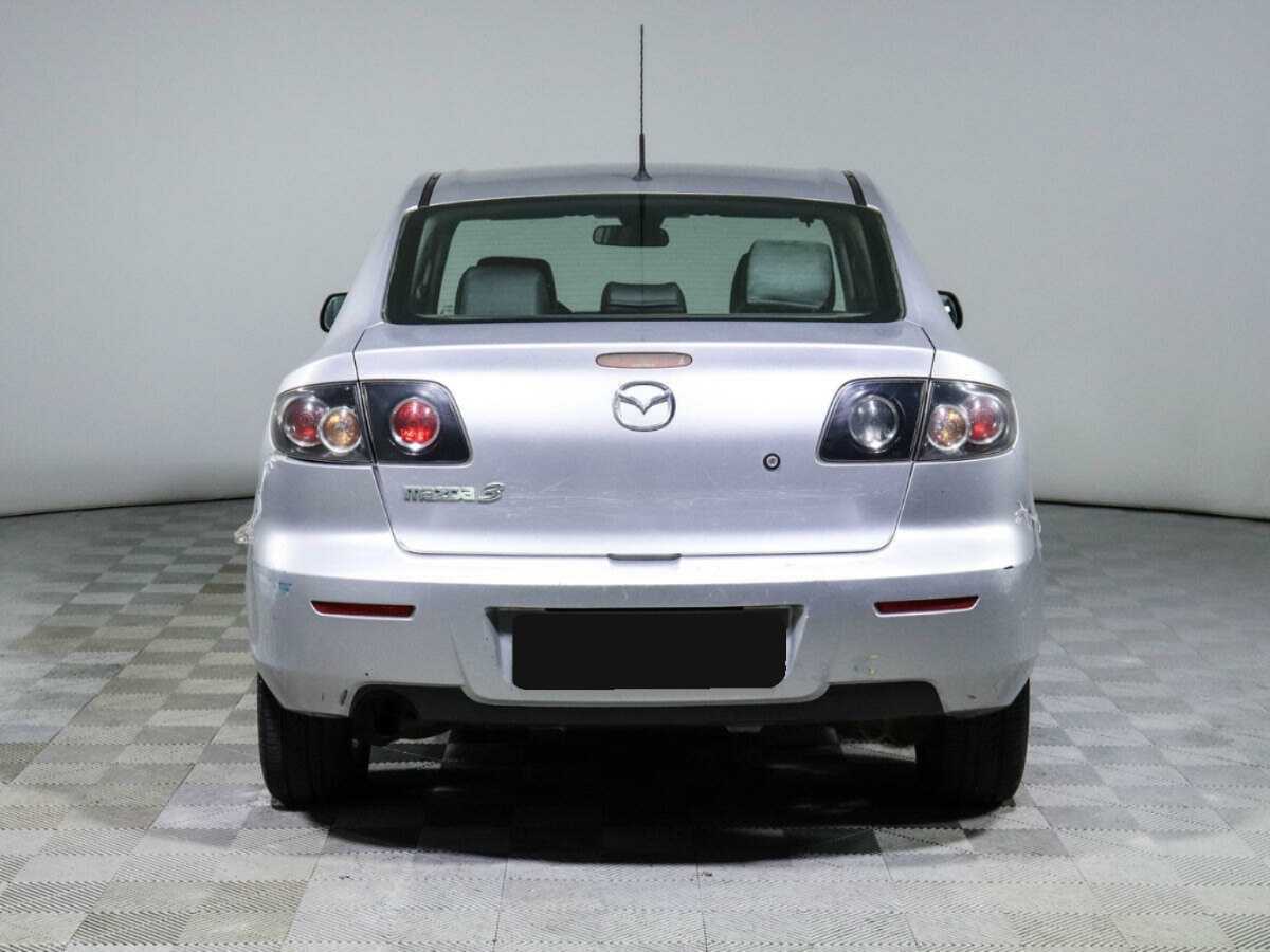 Mazda 3 с пробегом — 2008 год. Фото: #5