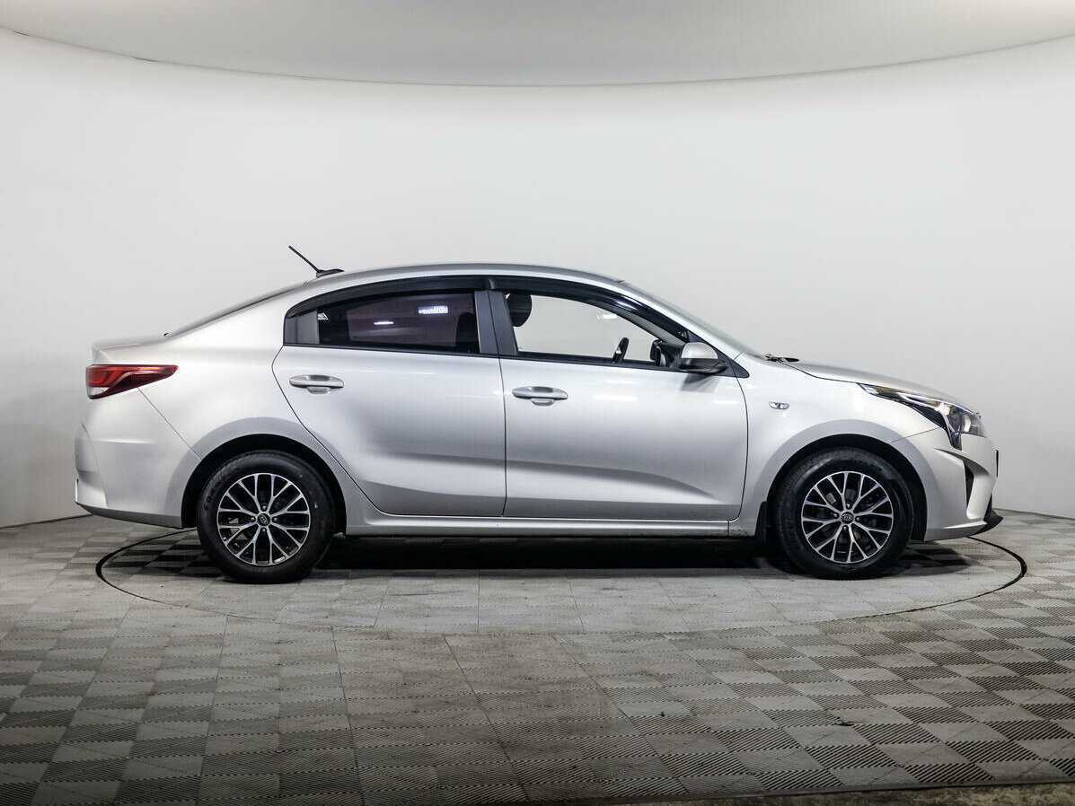 Kia Rio с пробегом — 2020 год. Фото: #2