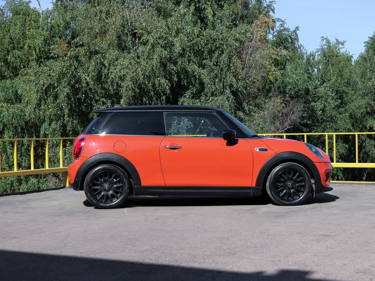 Mini Hatch с пробегом — 2021 год. Фото: #2