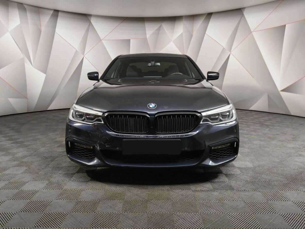 BMW 5 серии с пробегом — 2017 год. Фото: #6