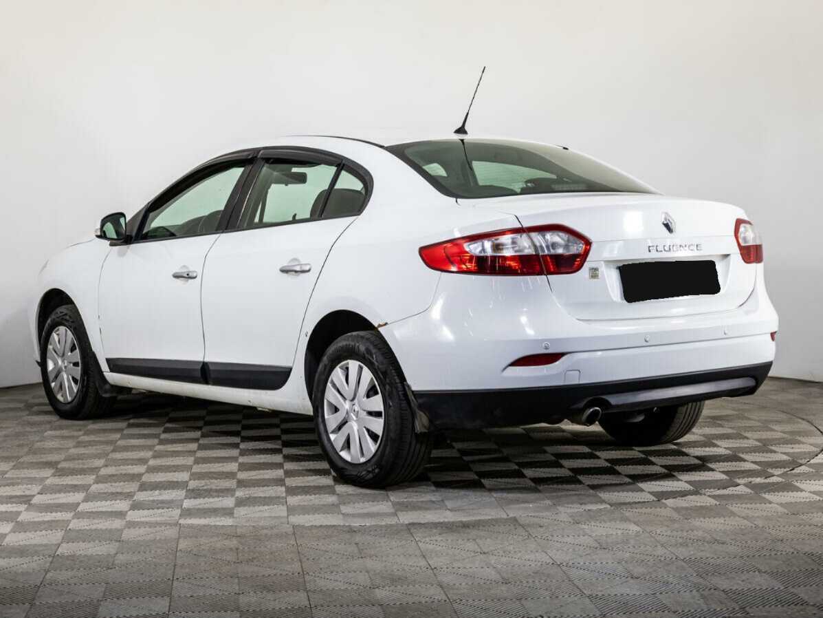 Renault Fluence с пробегом — 2013 год. Фото: #6