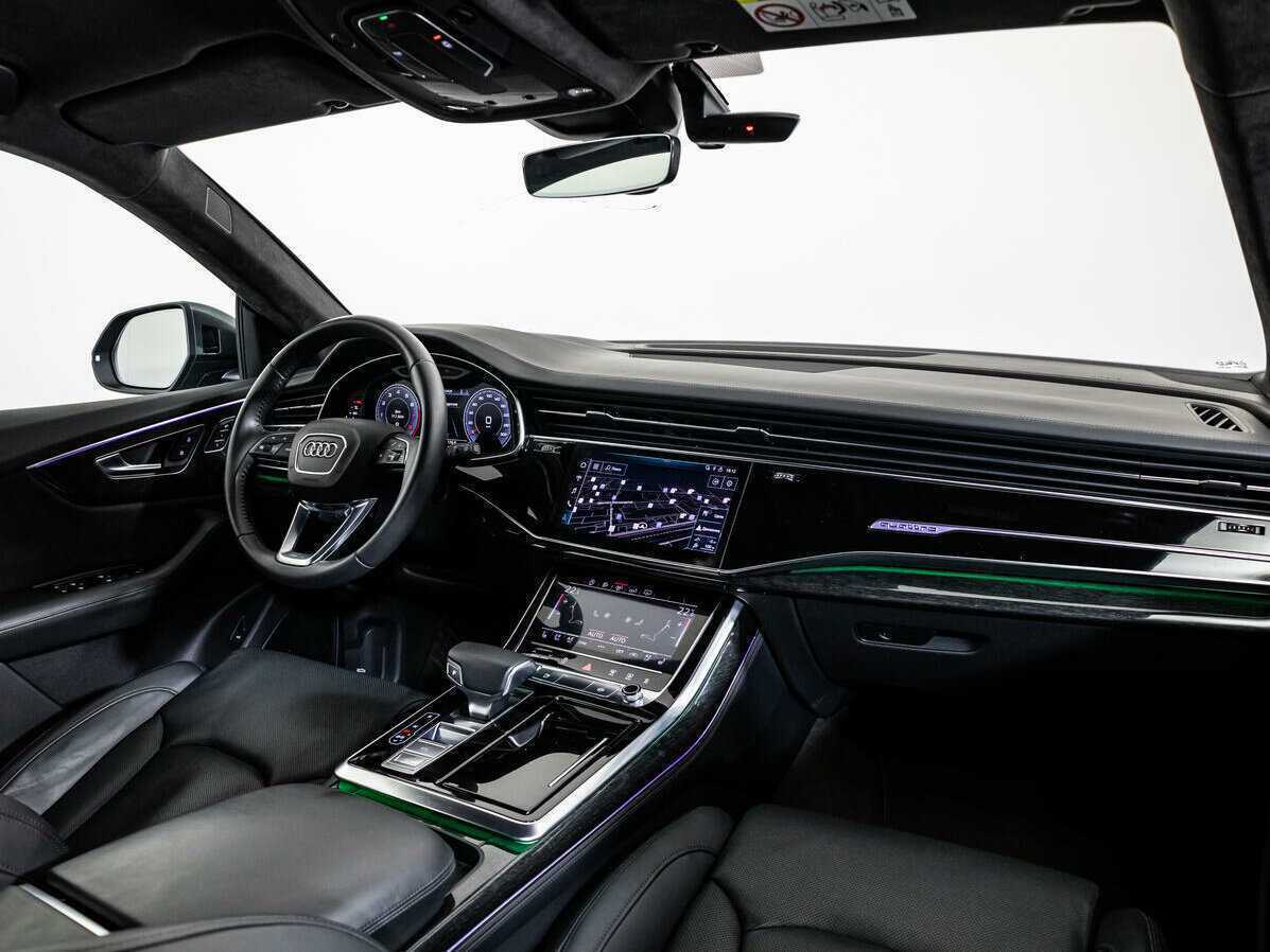 Audi Q8 с пробегом — 2019 год. Фото: #6