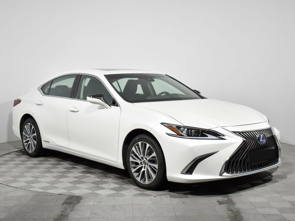 Lexus ES с пробегом — 2021 год. Фото: #2