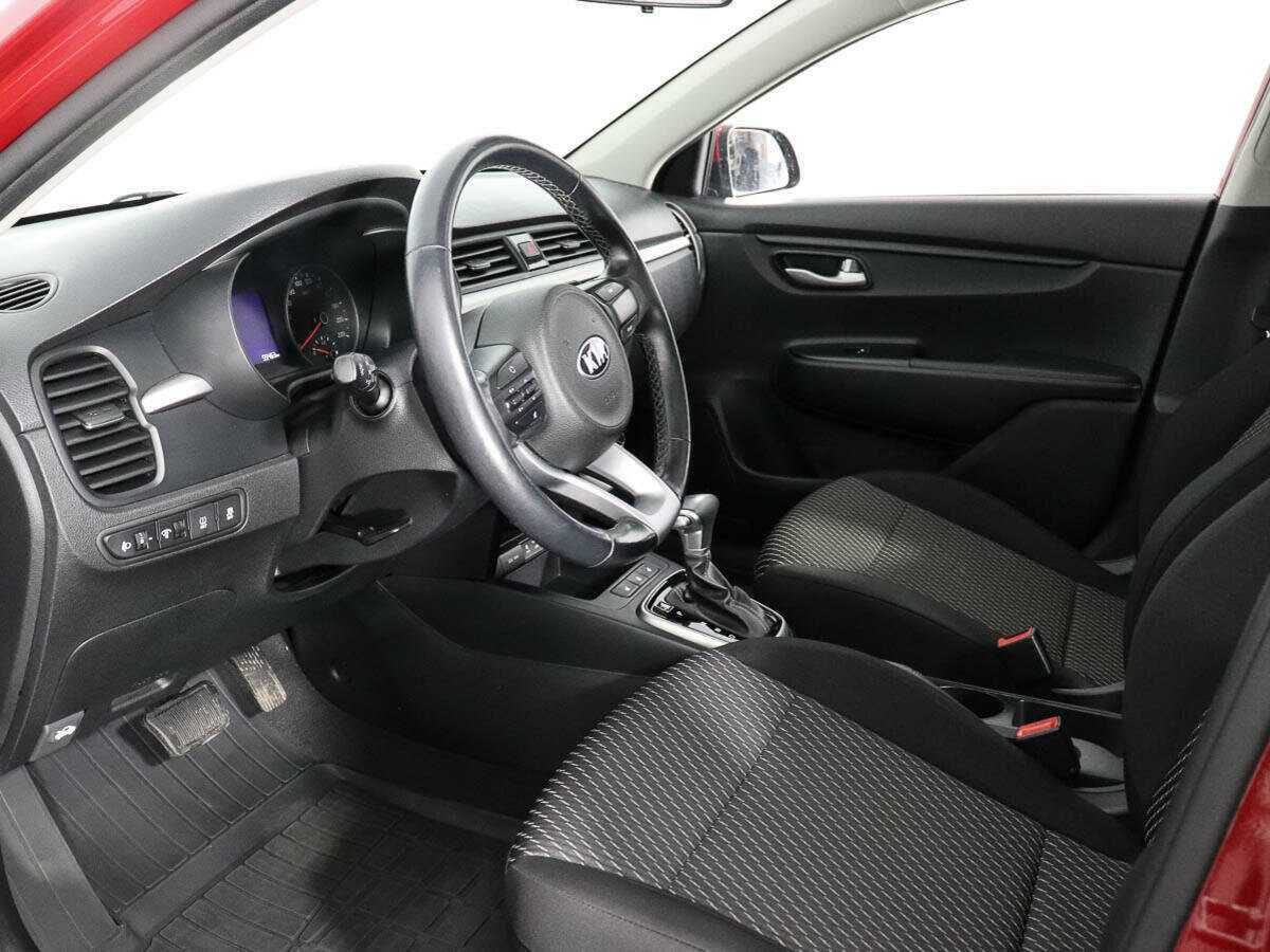 Kia Rio с пробегом — 2018 год. Фото: #9