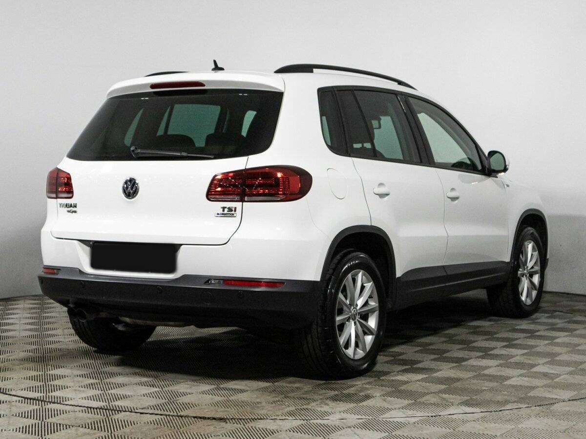 Volkswagen Tiguan с пробегом — 2015 год. Фото: #4