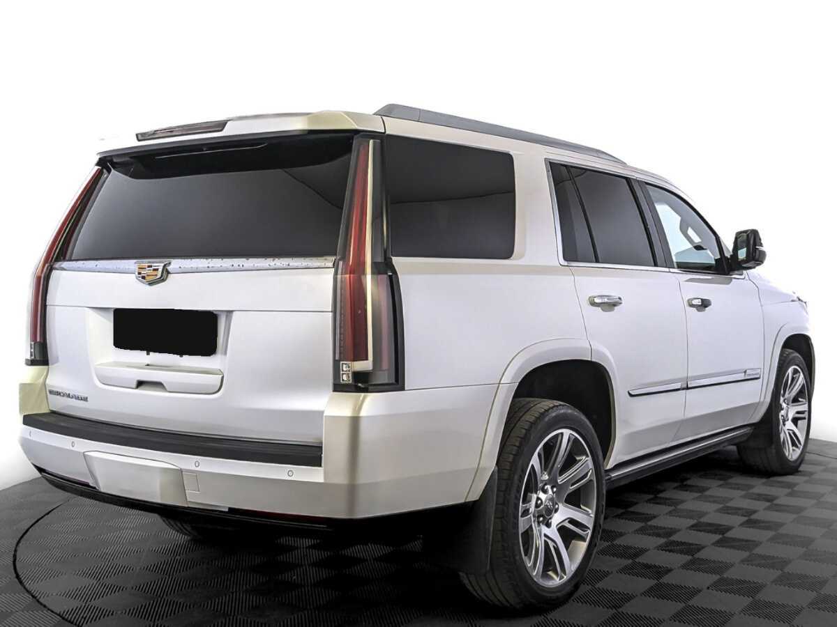 Cadillac Escalade с пробегом — 2016 год. Фото: #4