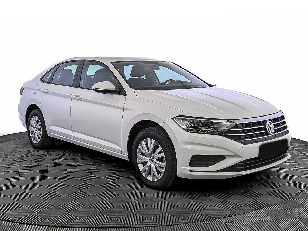 Volkswagen Jetta с пробегом — 2020 год. Фото: #2