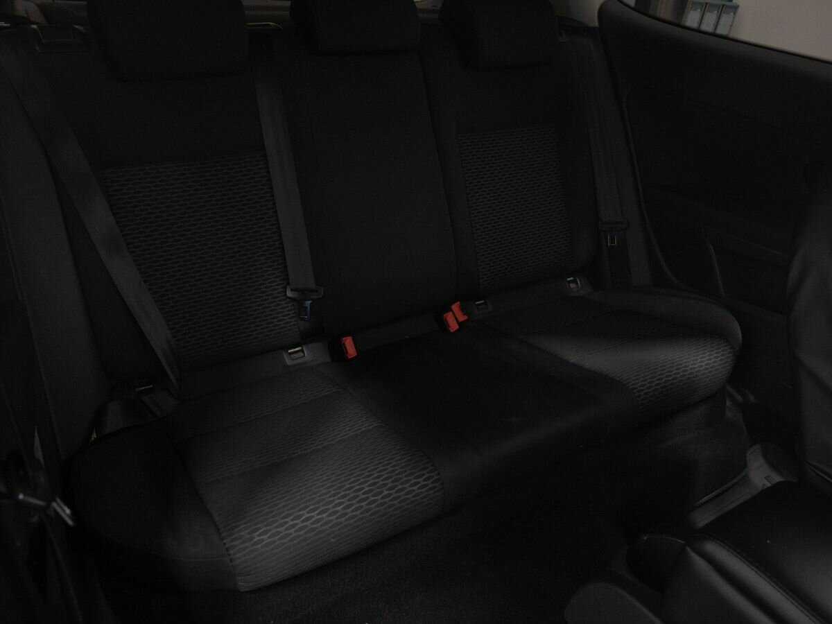 Volkswagen Golf с пробегом — 2009 год. Фото: #9
