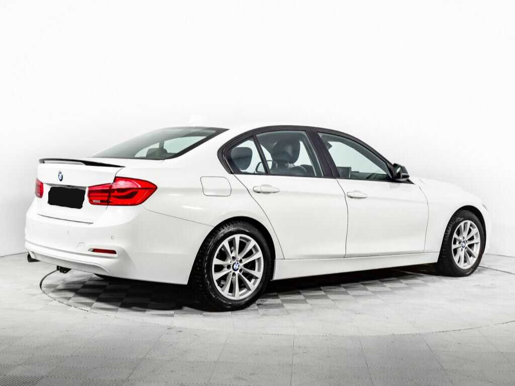 BMW 3 серии с пробегом — 2015 год. Фото: #4